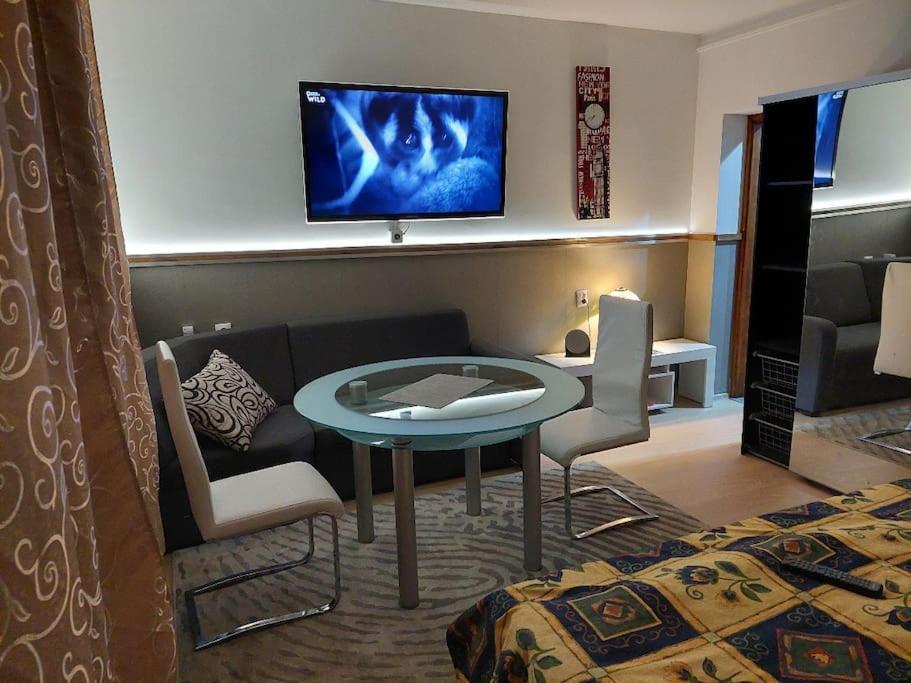 Ujszeged Apartman Екстер'єр фото