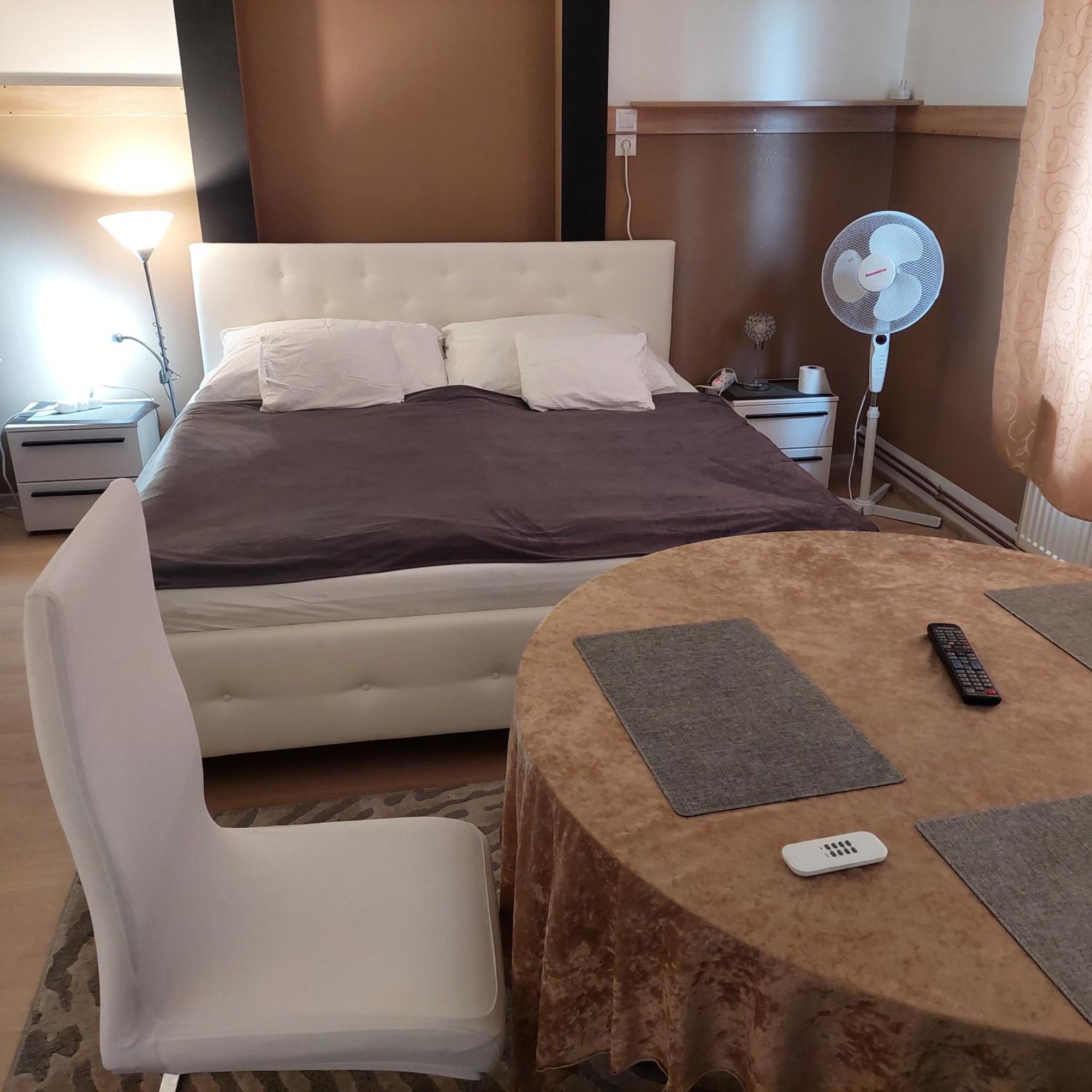 Ujszeged Apartman Екстер'єр фото