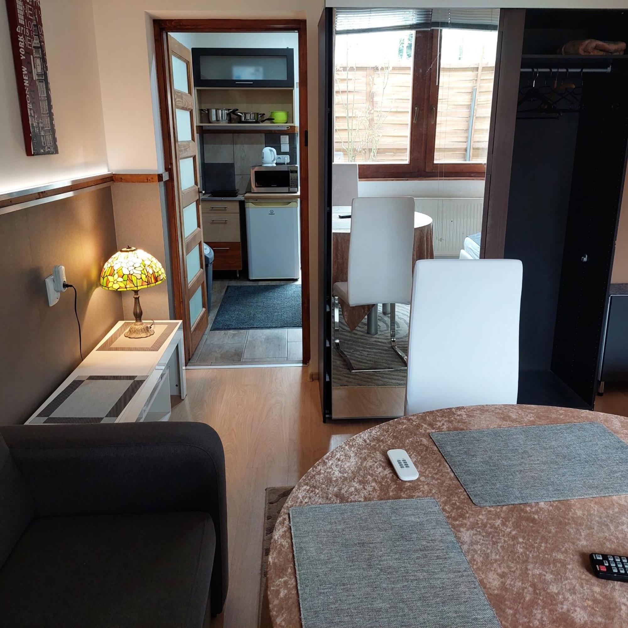 Ujszeged Apartman Екстер'єр фото