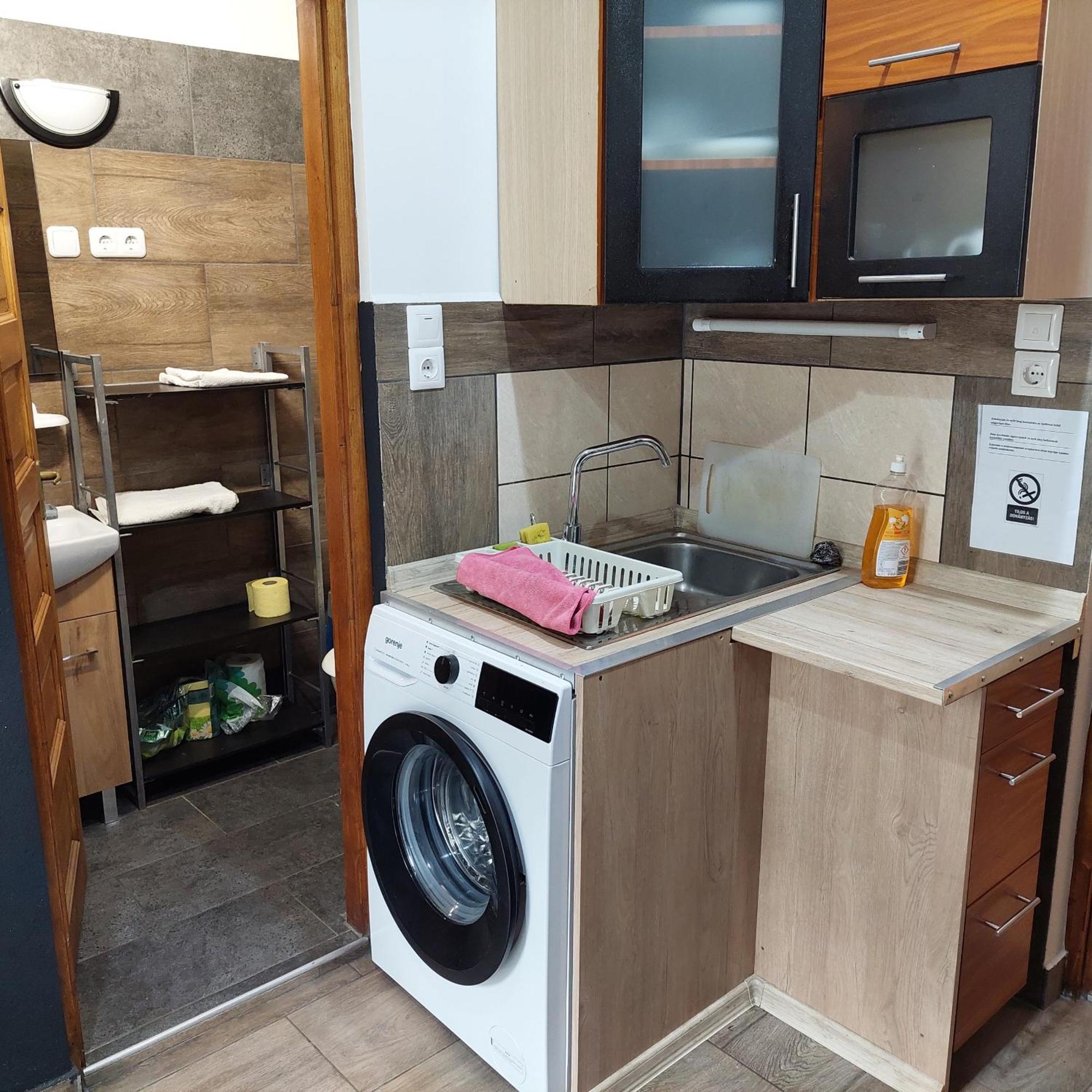 Ujszeged Apartman Екстер'єр фото