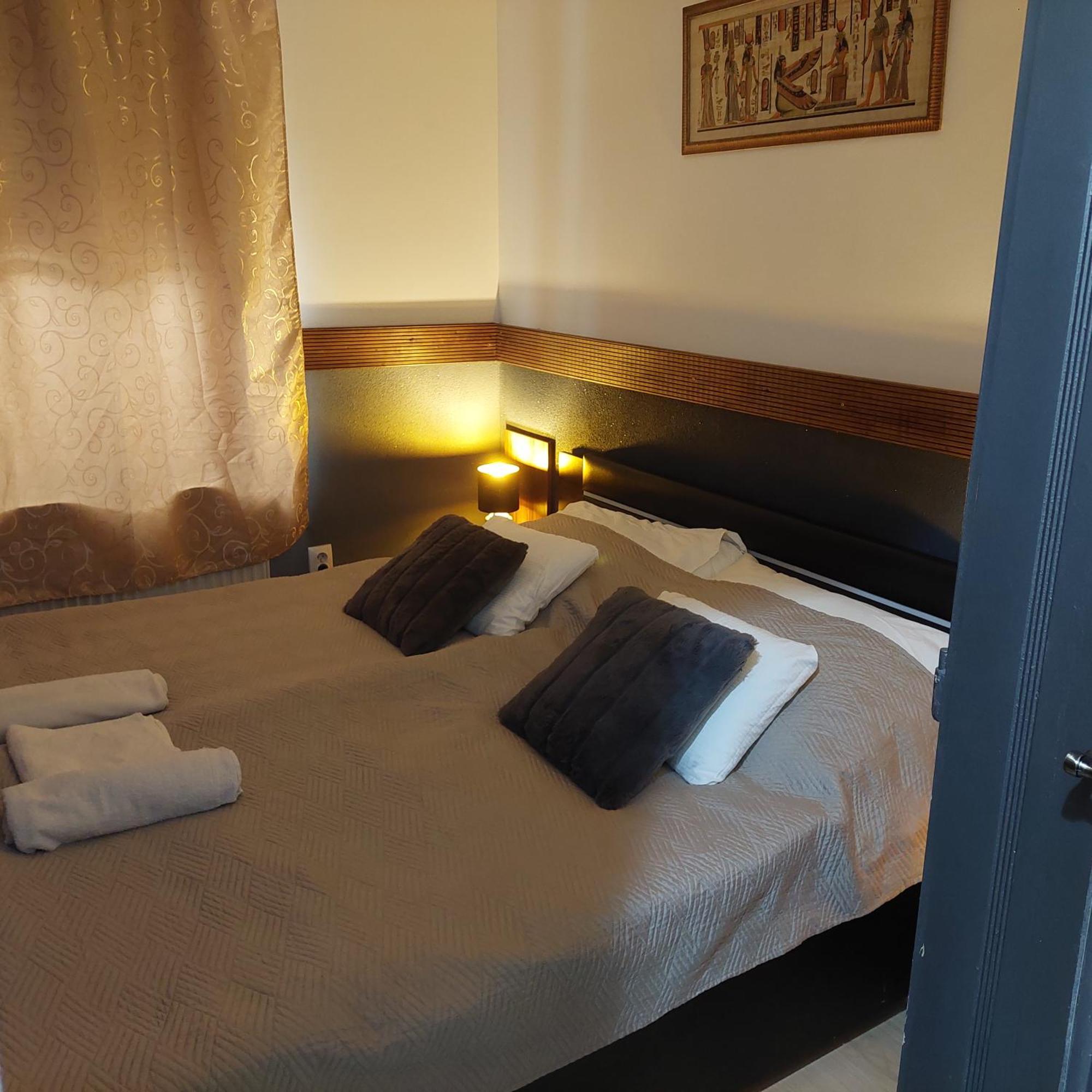 Ujszeged Apartman Екстер'єр фото